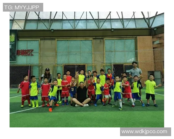 少儿足球俱乐部助力孩子成长培养团队精神与运动能力的理想选择